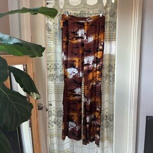 Idyllwind Fringe shaker pant. Size L. NWOT.